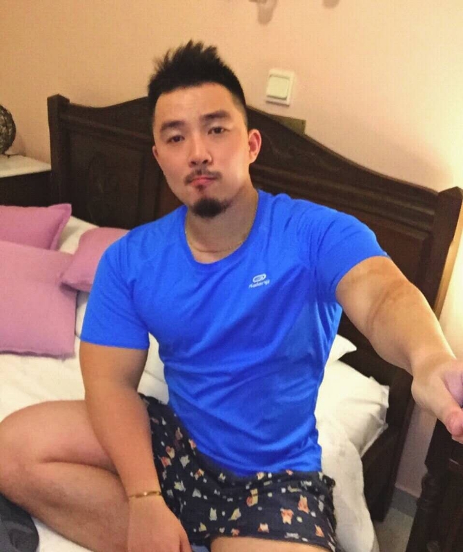 上下一条龙的第一张照片--爱情114