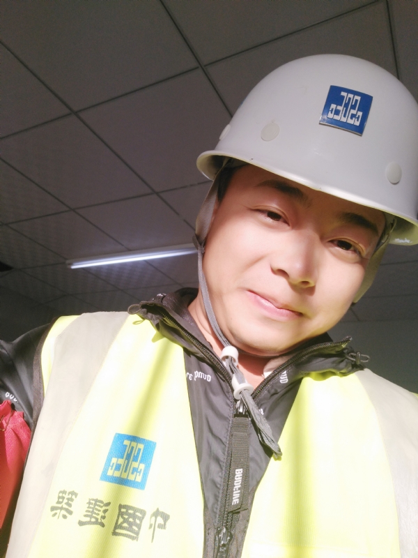 佛静雅的第三张照片--爱情114