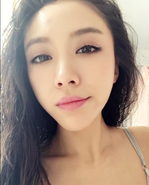 欣欣的第二张照片--爱情114