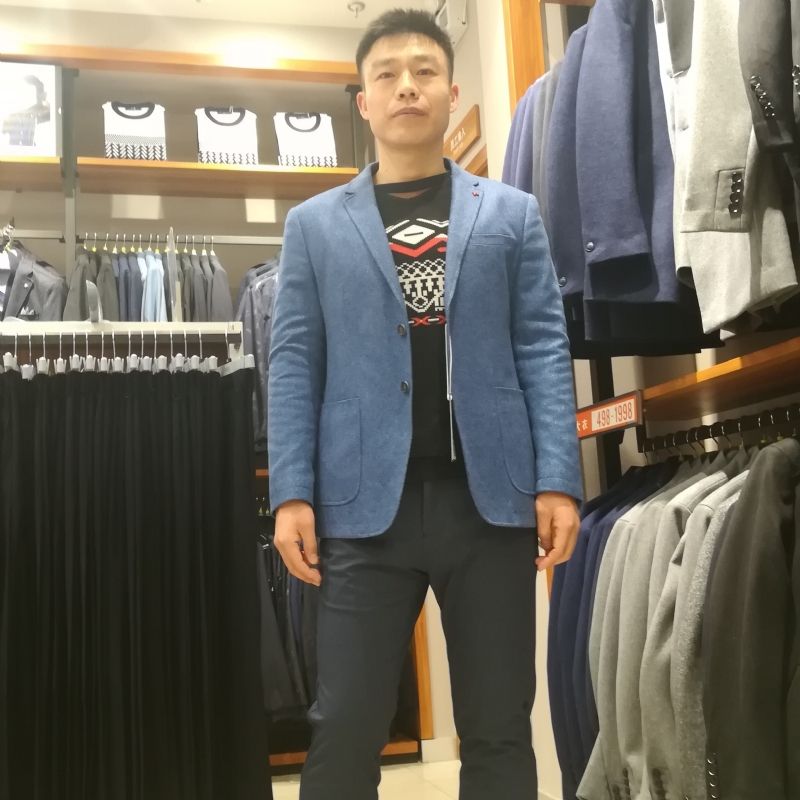 一只蚂蚁的第一张照片--爱情114