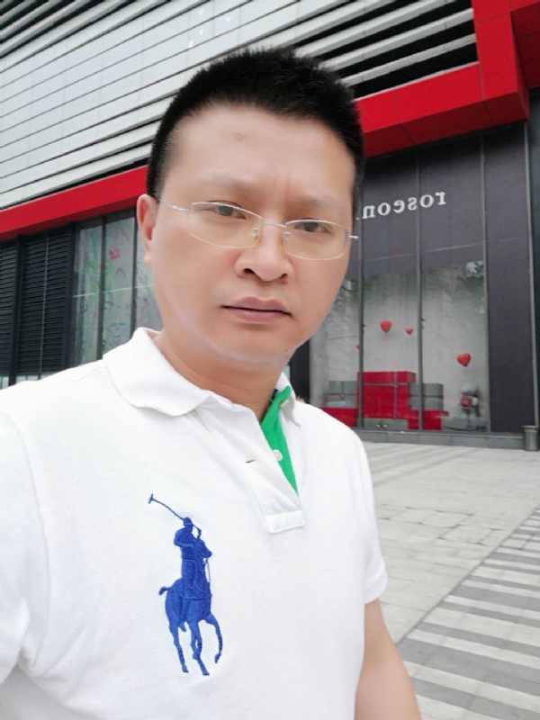 硬汉的第一张照片--爱情114