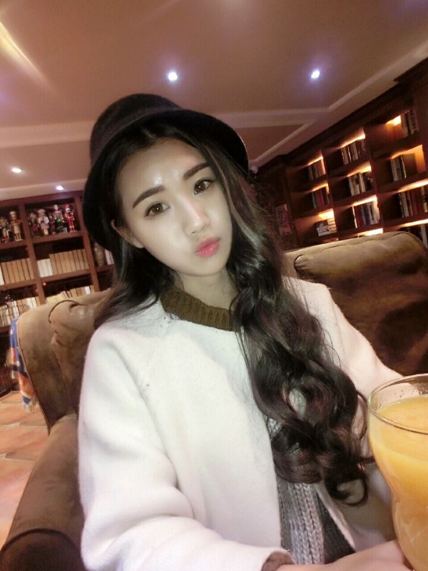 气质小妹的第三张照片--爱情114