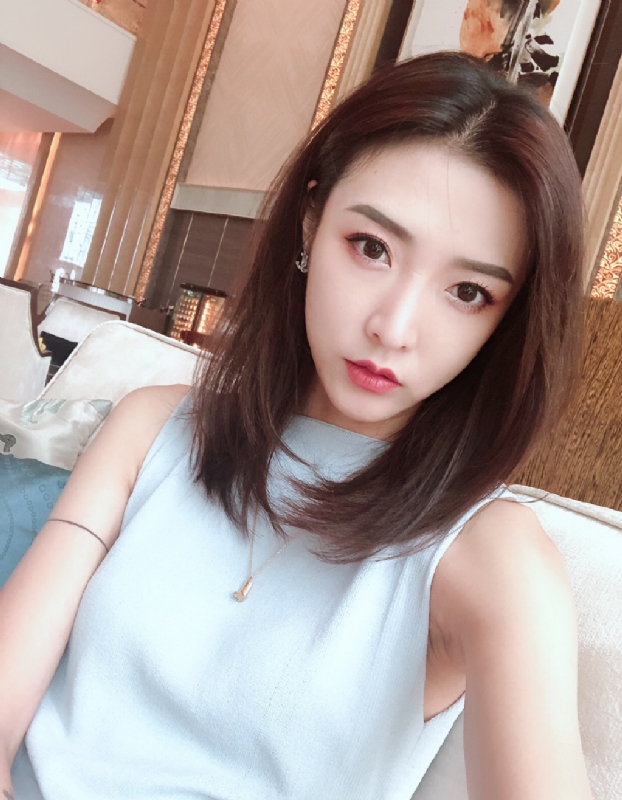 嘉嘉的第一张照片--爱情114