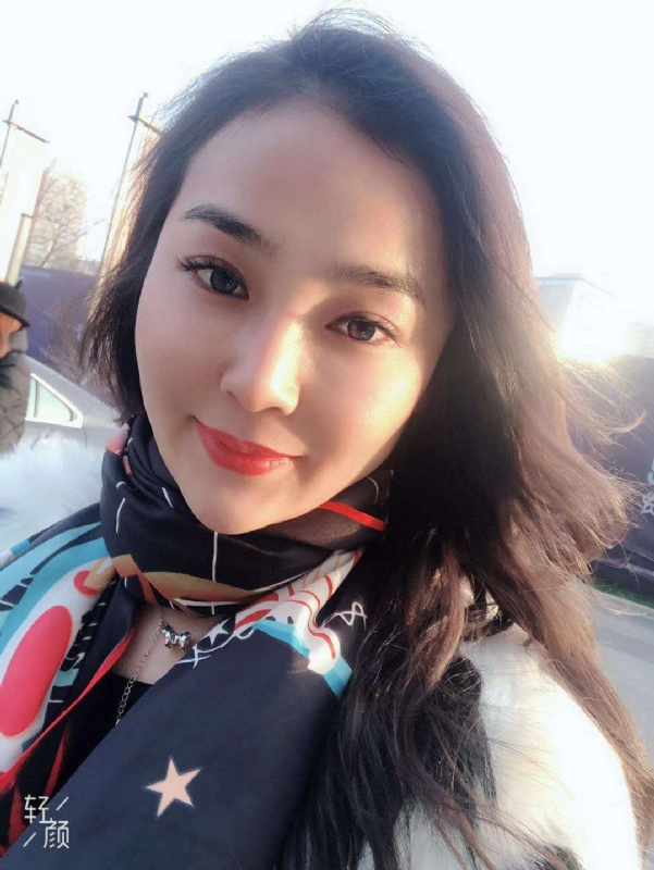 相拥未来的第一张照片--爱情114