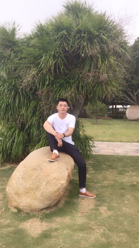 奇点的第一张照片--爱情114