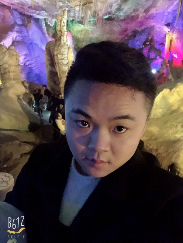 奔跑的五花肉的第一张照片--爱情114