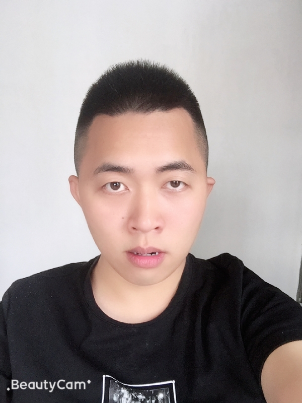 小白的第一张照片--爱情114