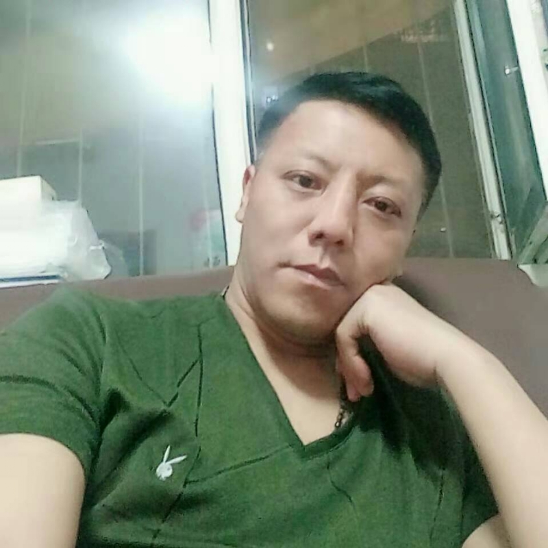 龍行天下的第一张照片--爱情114