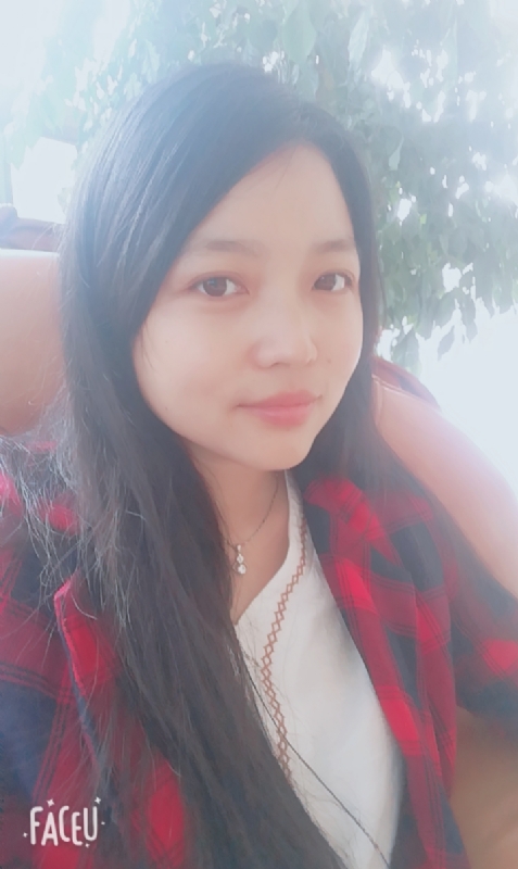 玉婷的第一张照片--爱情114