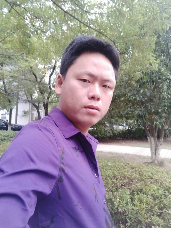 黄龙飞的第一张照片--爱情114