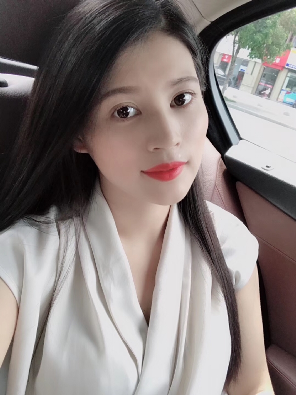 玲子的第一张照片--爱情114