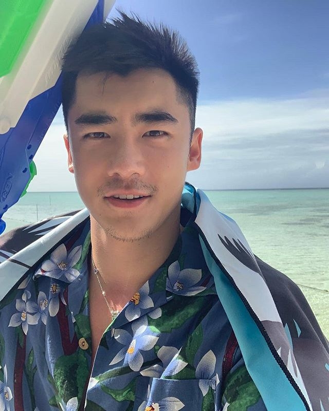 似风沙的第一张照片--爱情114