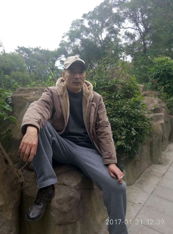 热腾腾的第一张照片--爱情114