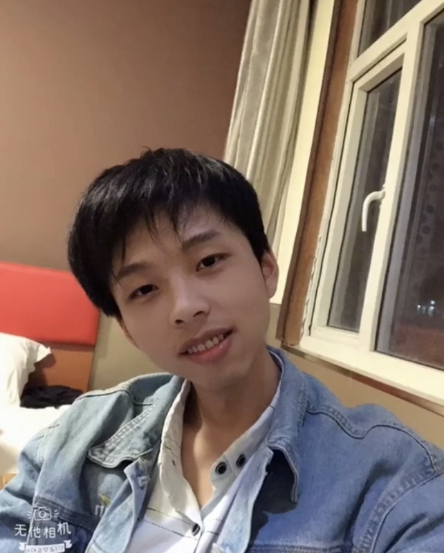 一条小团团的第一张照片--爱情114