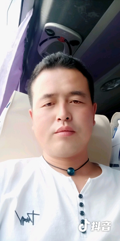 瞬间被爱上的第一张照片--爱情114