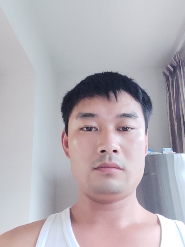 MM的第三张照片--爱情114