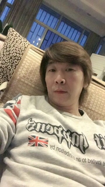 君子圣兰的第一张照片--爱情114