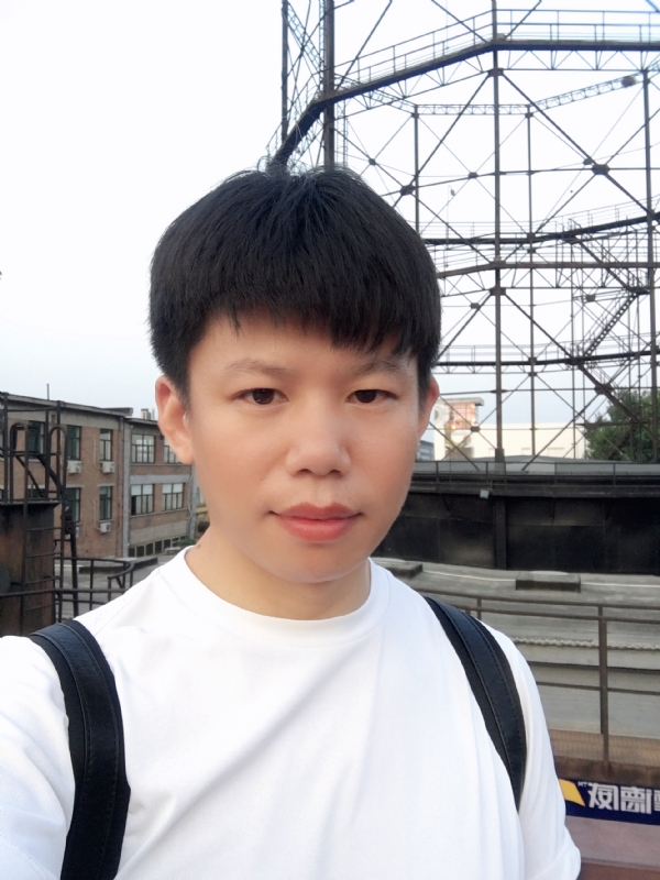 董晓群的第一张照片--爱情114