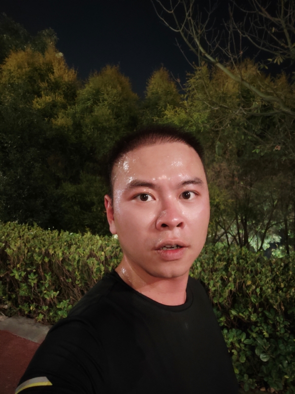 黑桃A的第一张照片--爱情114