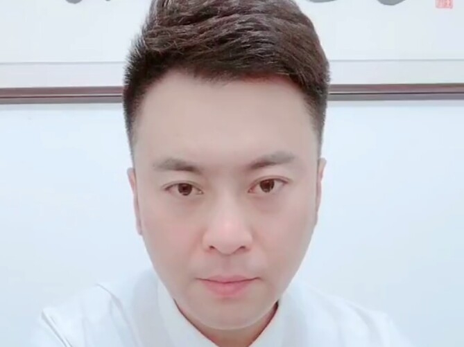 一叶知秋的第一张照片--爱情114