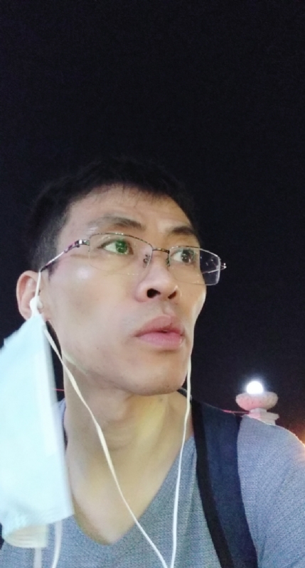 上善若水任方圆的第一张照片--爱情114