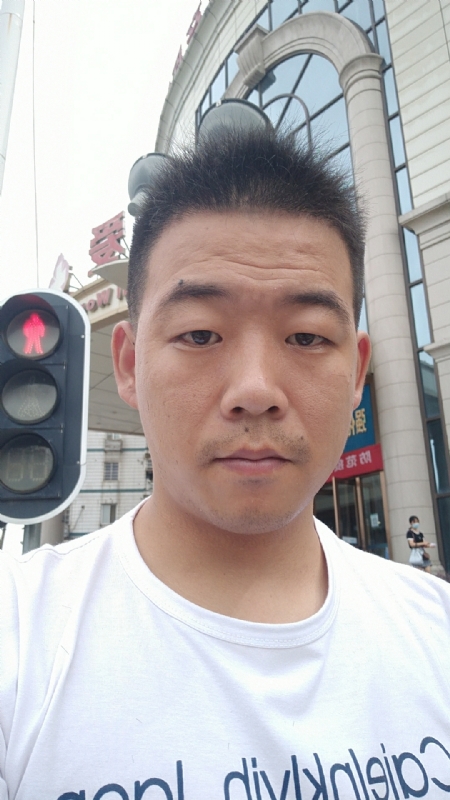 夜空的第一张照片--爱情114