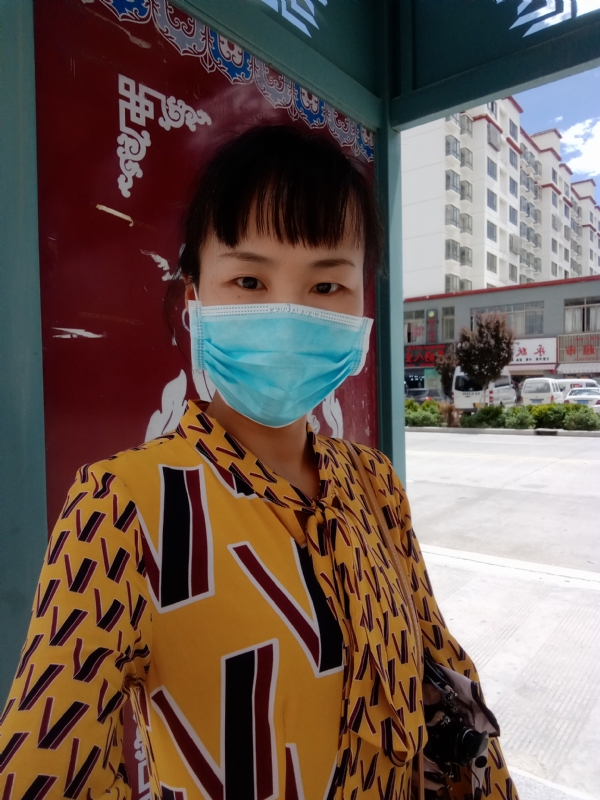 月儿的第二张照片--爱情114