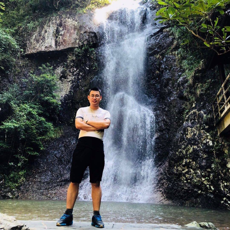 宁静致远的第二张照片--爱情114