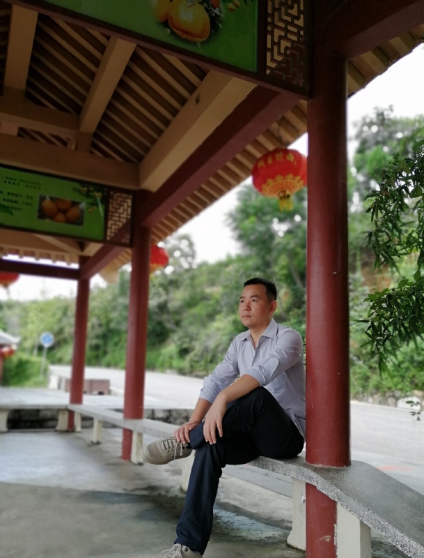 莋个俗人的第一张照片--爱情114