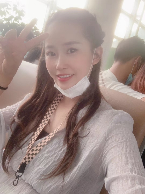 宁乙的第二张照片--爱情114