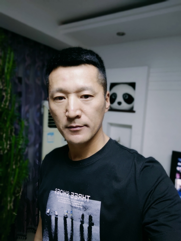 庆柏的第一张照片--爱情114