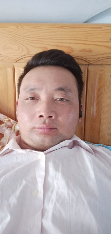 转角的第一张照片--爱情114