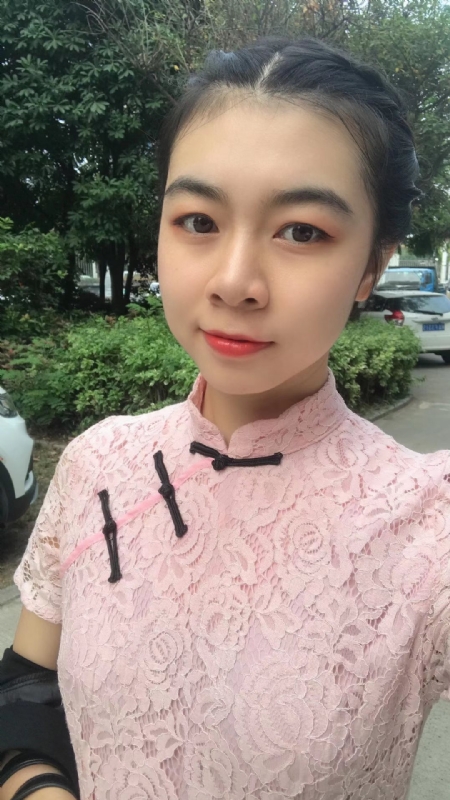 杨女士的第一张照片--爱情114