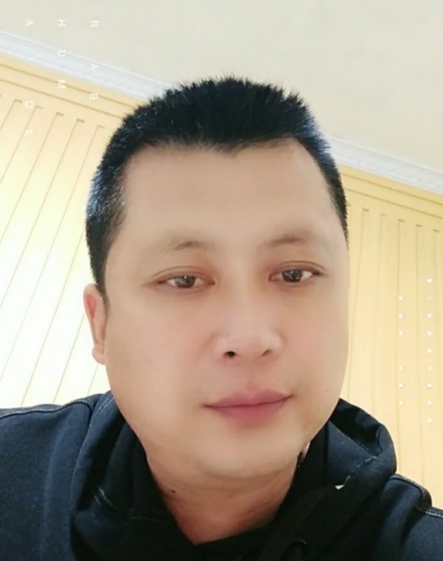 追梦者的第一张照片--爱情114