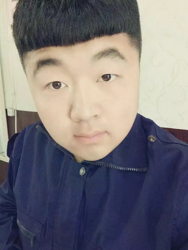 牟先森的第一张照片--爱情114