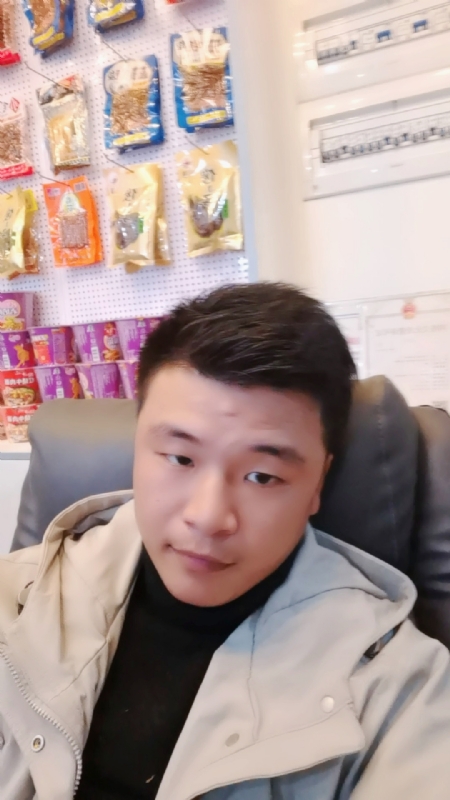 小宇的第一张照片--爱情114