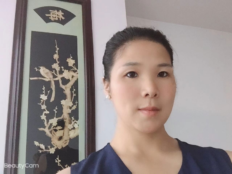 微笑的第一张照片--爱情114