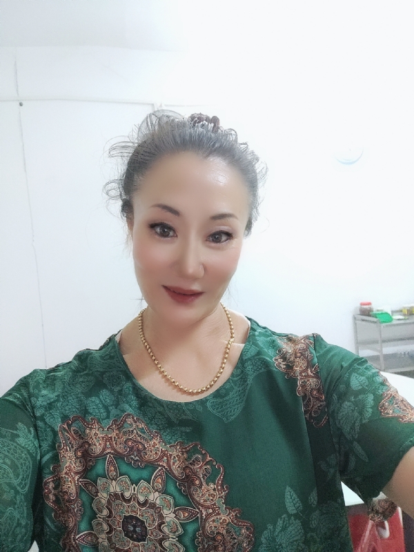 燕子的第二张照片--爱情114