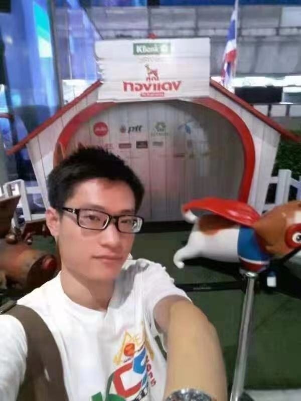 张先生的第一张照片--爱情114