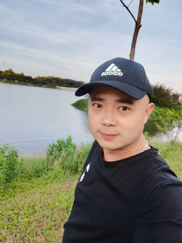 石头哥的第一张照片--爱情114