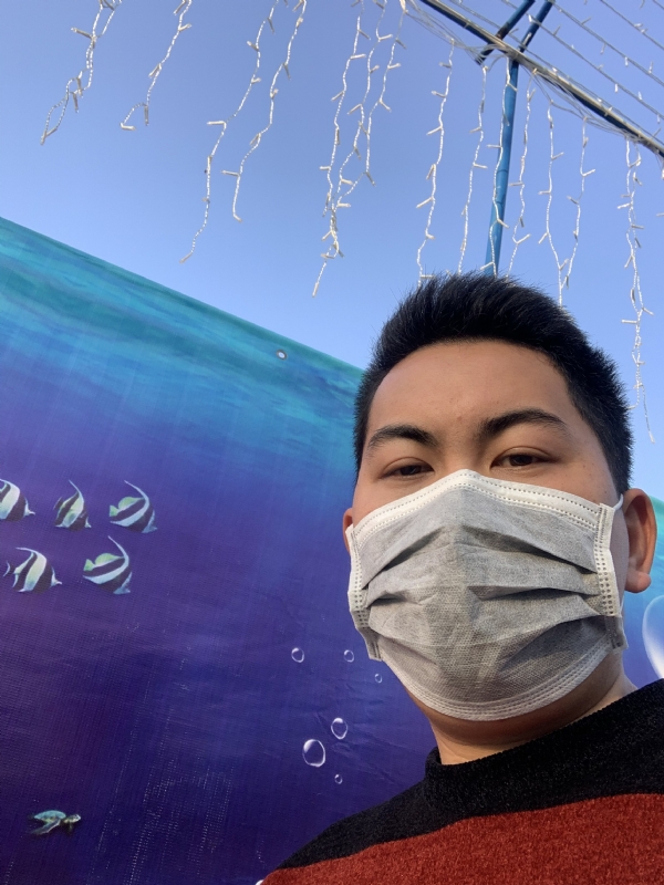 足矣的第一张照片--爱情114