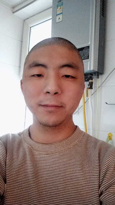 音乐小天才的第一张照片--爱情114