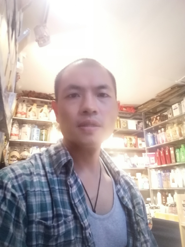 H21的第一张照片--爱情114