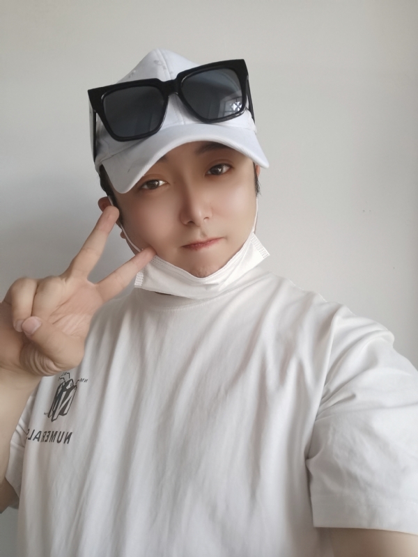 喵大龙的第一张照片--爱情114