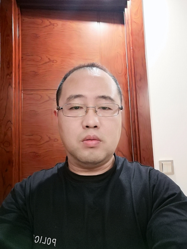 暖男的第一张照片--爱情114