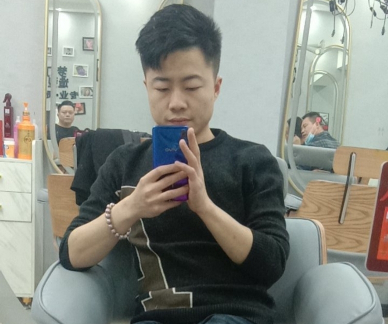 无法自拔的第一张照片--爱情114