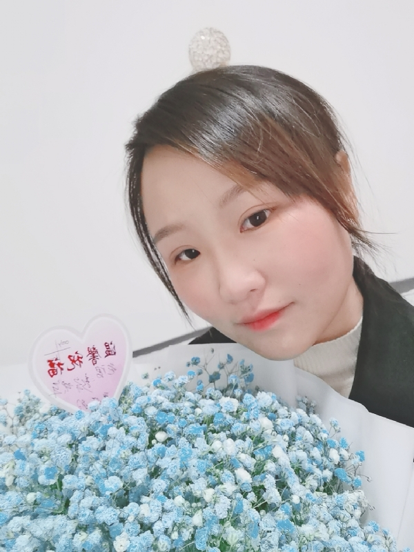 傻丫头的第一张照片--爱情114