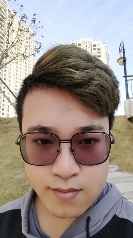 小陈的第一张照片--爱情114
