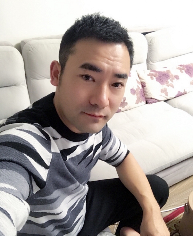 随风的第一张照片--爱情114