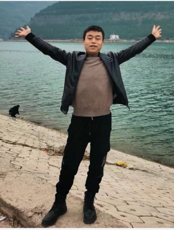 寂寞的风的第二张照片--爱情114